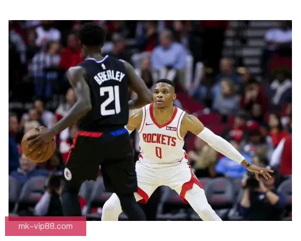 贝弗利反击韦德质疑：你三分球不如威少庄神乔丹才有资格评价我