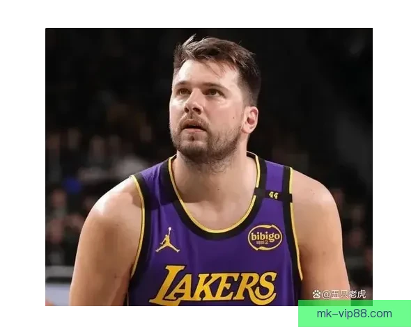 东契奇赛季场均三十分抢断破百比肩科比领跑联盟